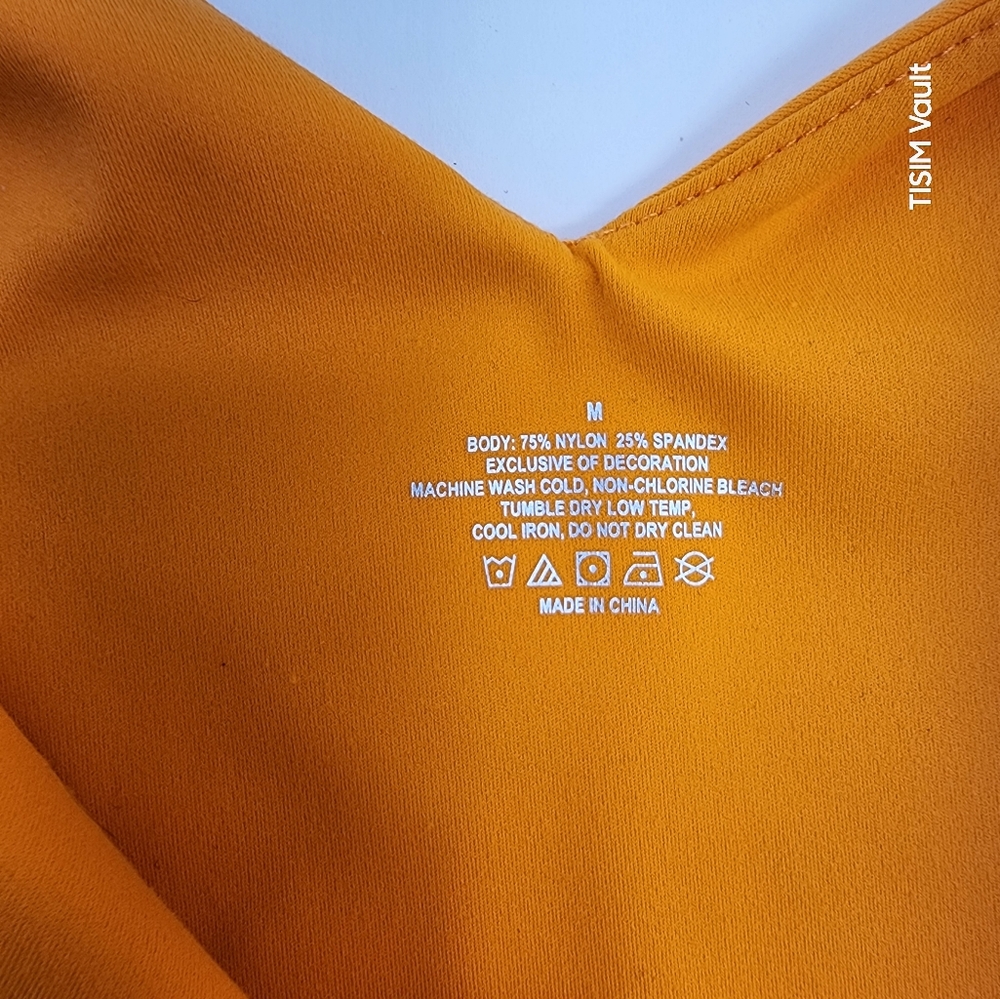 🌟 Sun-Kissed Charm: Luxe Feel Orange Medium Bodysuit 🌟 - Picture 7 of 9